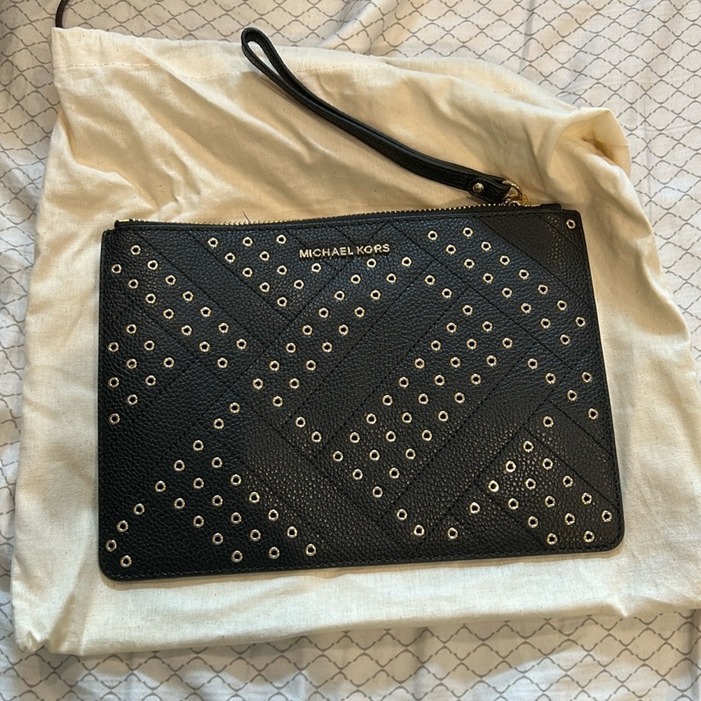 Michael Kors, wristlet and dust bag